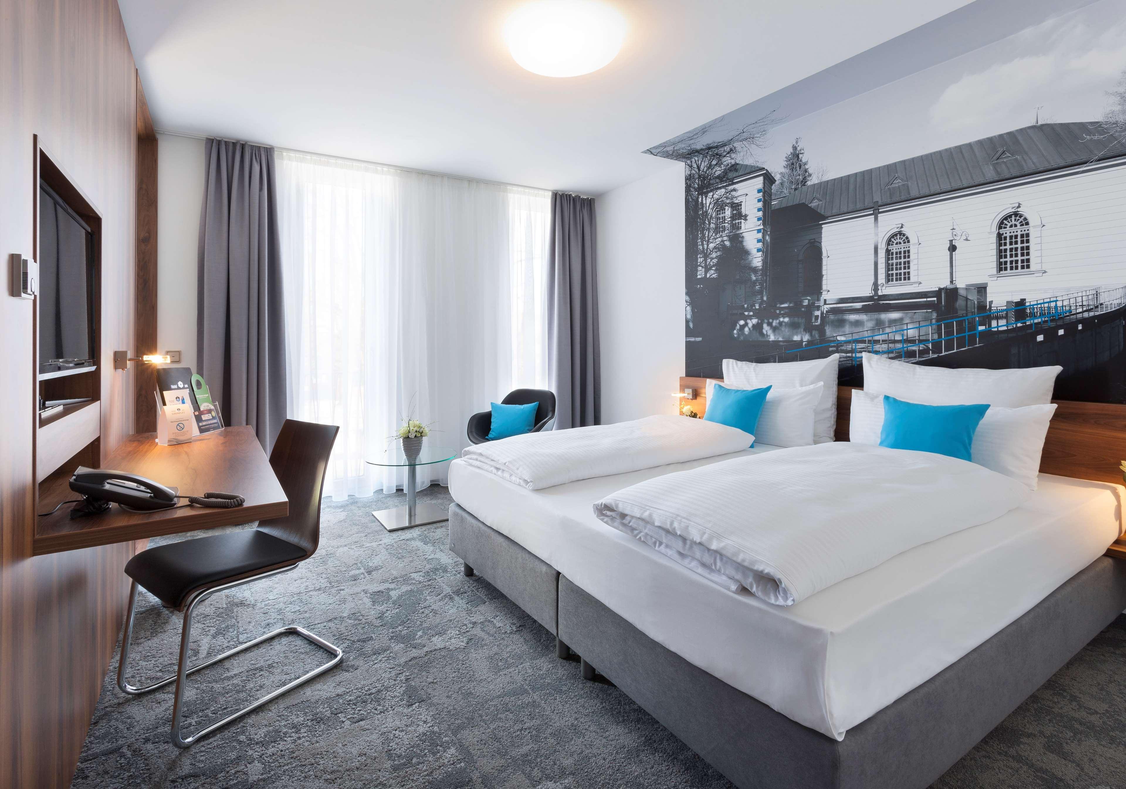 Best Western Hotel Am Europaplatz Königsbrunn Exterior foto